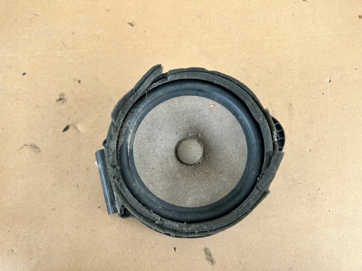 Alto-falante Porta Esquerda Dianteira Boston Chevrolet Camaro SS 2009-2015