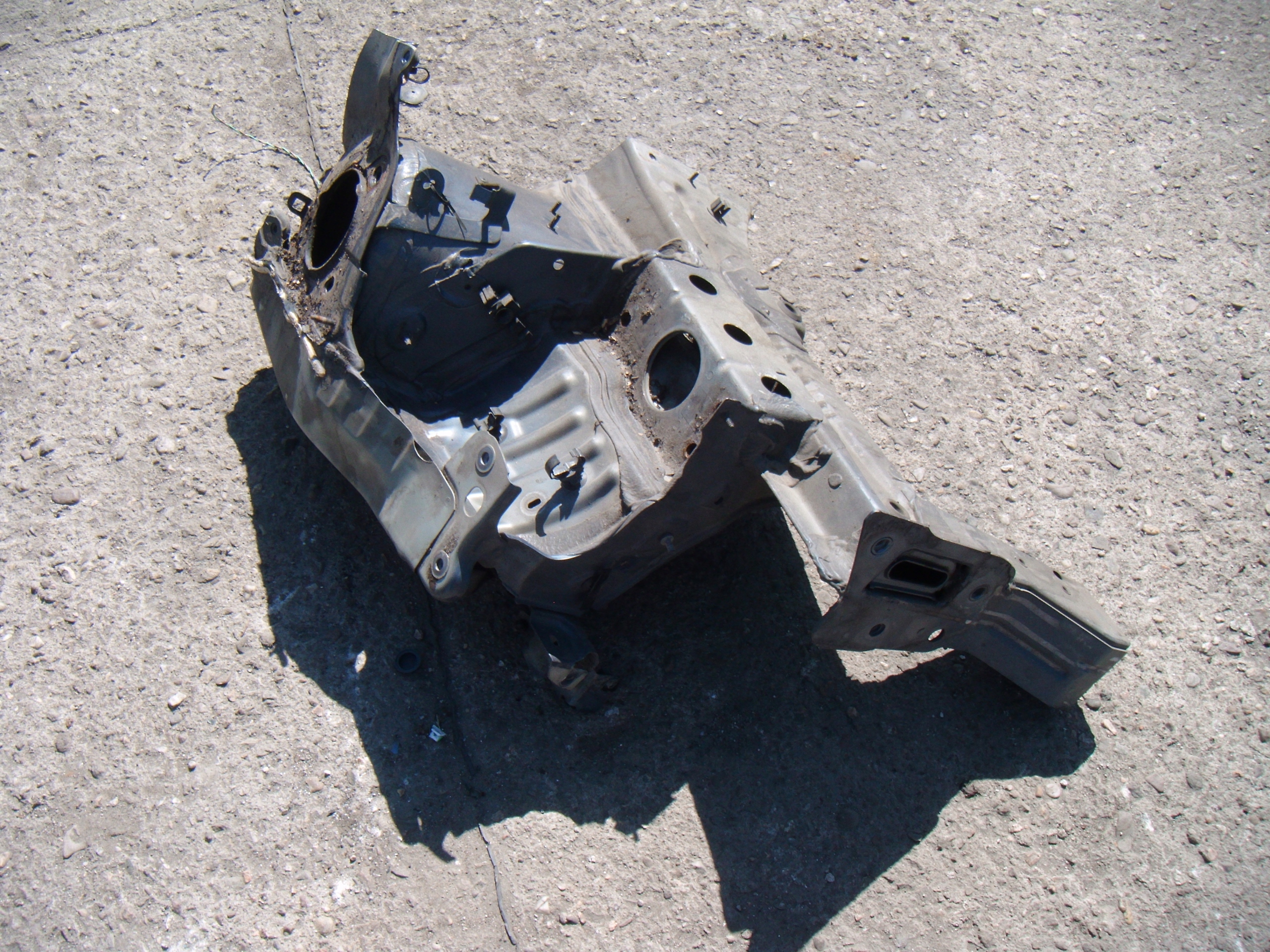 RENAULT CLIO 3 III 05-09 LONGARINA QUADRO PARALAMA - DIANTEIRO DIREITO image 4