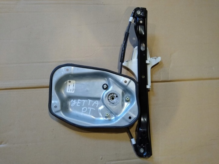 Jetta III 04-10 berlina alzacristallo posteriore destro 1K5839462