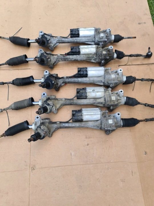 Ohjausvaihde BMW 5 F10 F11 F18 xDrive 3210 6852322