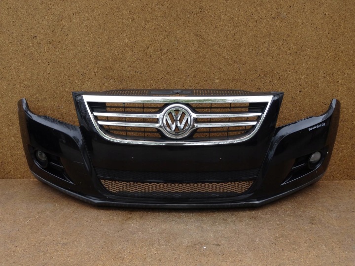 TIGUAN 5N 07-11 Etupuskuri Grilli Etuosa Täydellinen LC9X 5N0807221