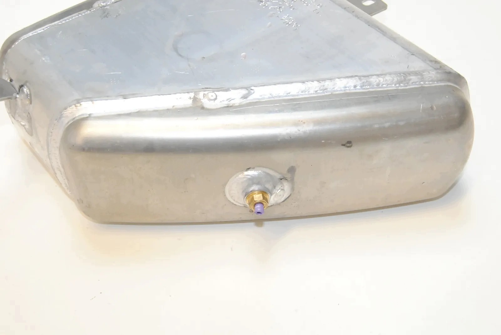 Lufttrycksbehållare fjädring Audi Q7 4M 4M0616203D 4M0616203 image 3