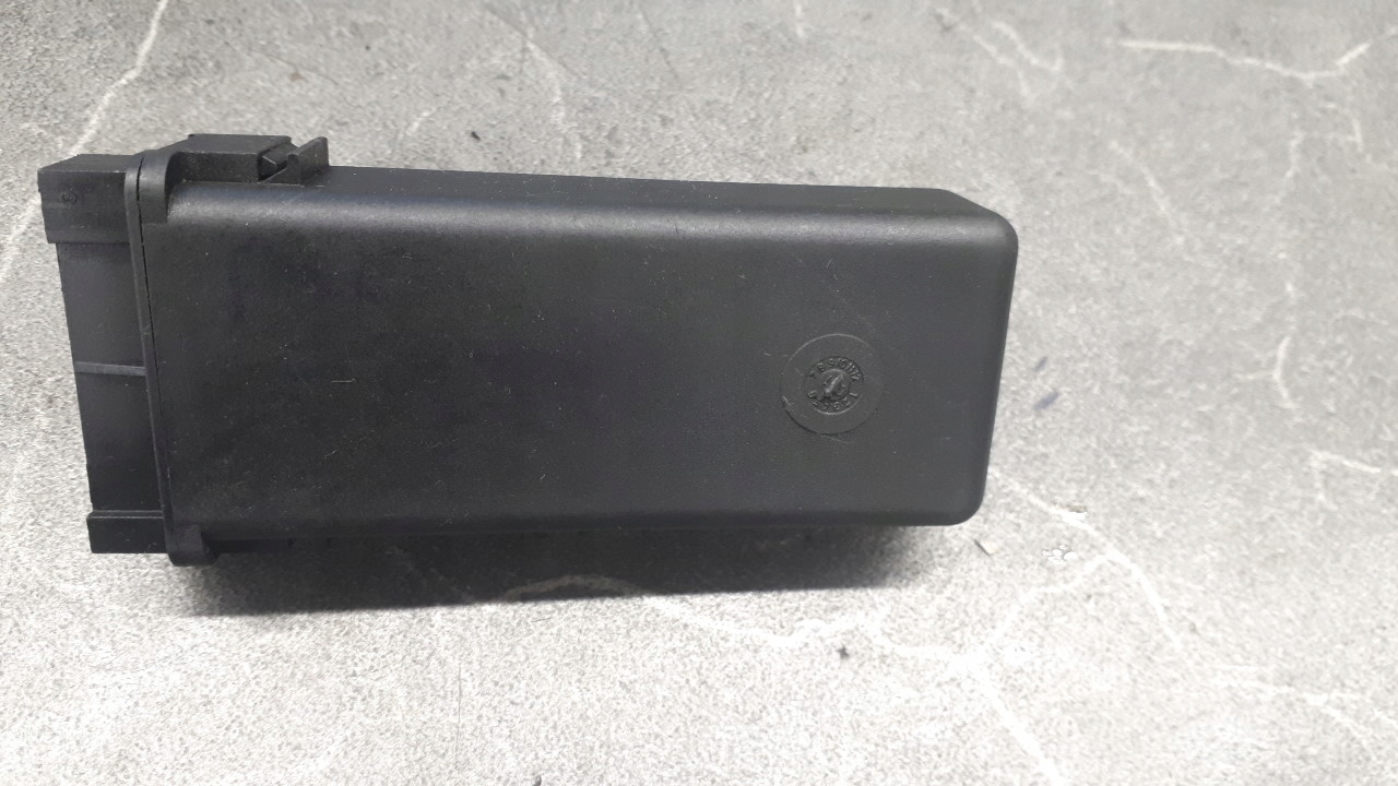 9637671980 módulo central peugeot 106 citroen c8 image 2