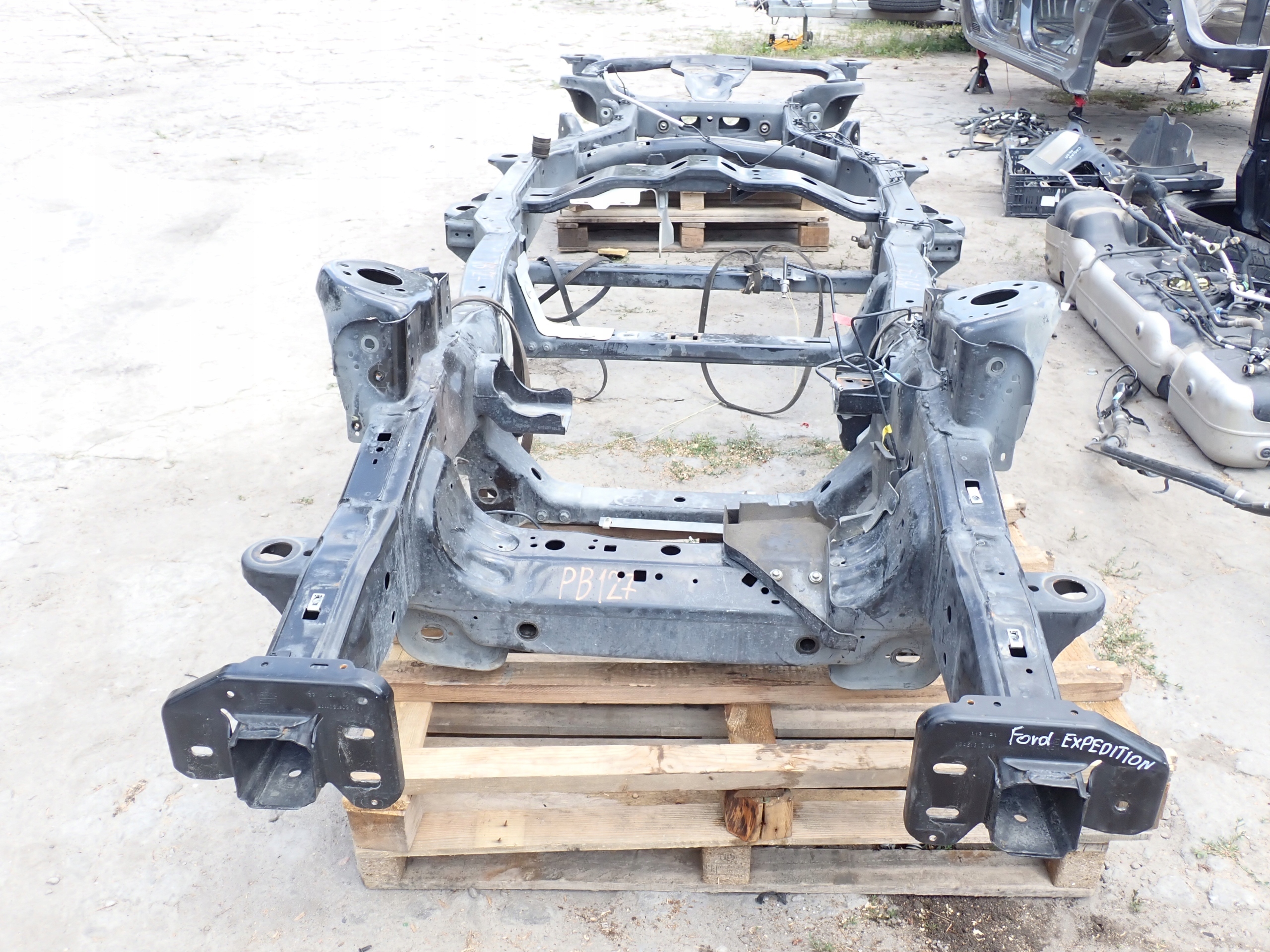 Draagframe Ford Expedition Lincoln Navigator 4x2 2020 image 3