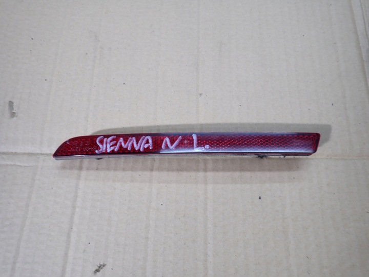 Takavalaisin Puskurin Reuna Vasen Taka Toyota Sienna XL40 2021