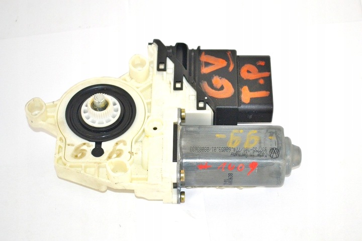 VW Golf 5 Taka-akselin oikea moottori H005S0108 1K0959704C