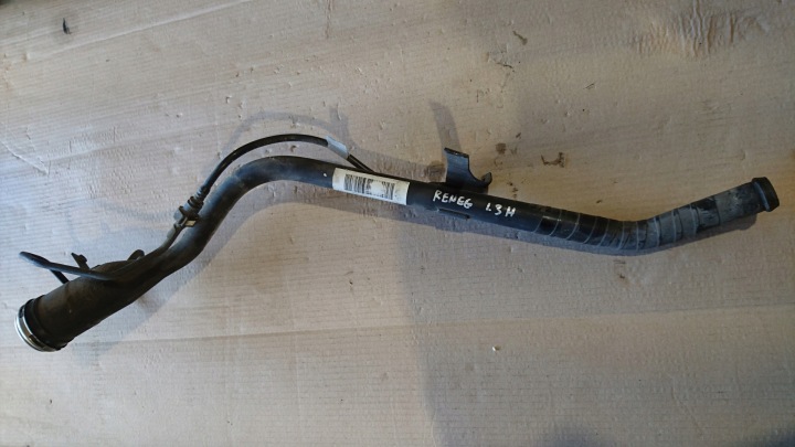 Polttoainetäyttöputki Renegade 1.3 plug in Hybrid 00521122160