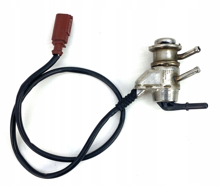 Adblue-Injektorventil AUDI A4 A5 Q5 8K 8T 8R 04L131113D