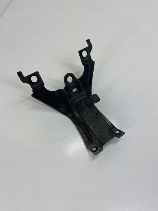 Turvavyön suojus etu NISSAN QASHQAI J10 62552JD00A