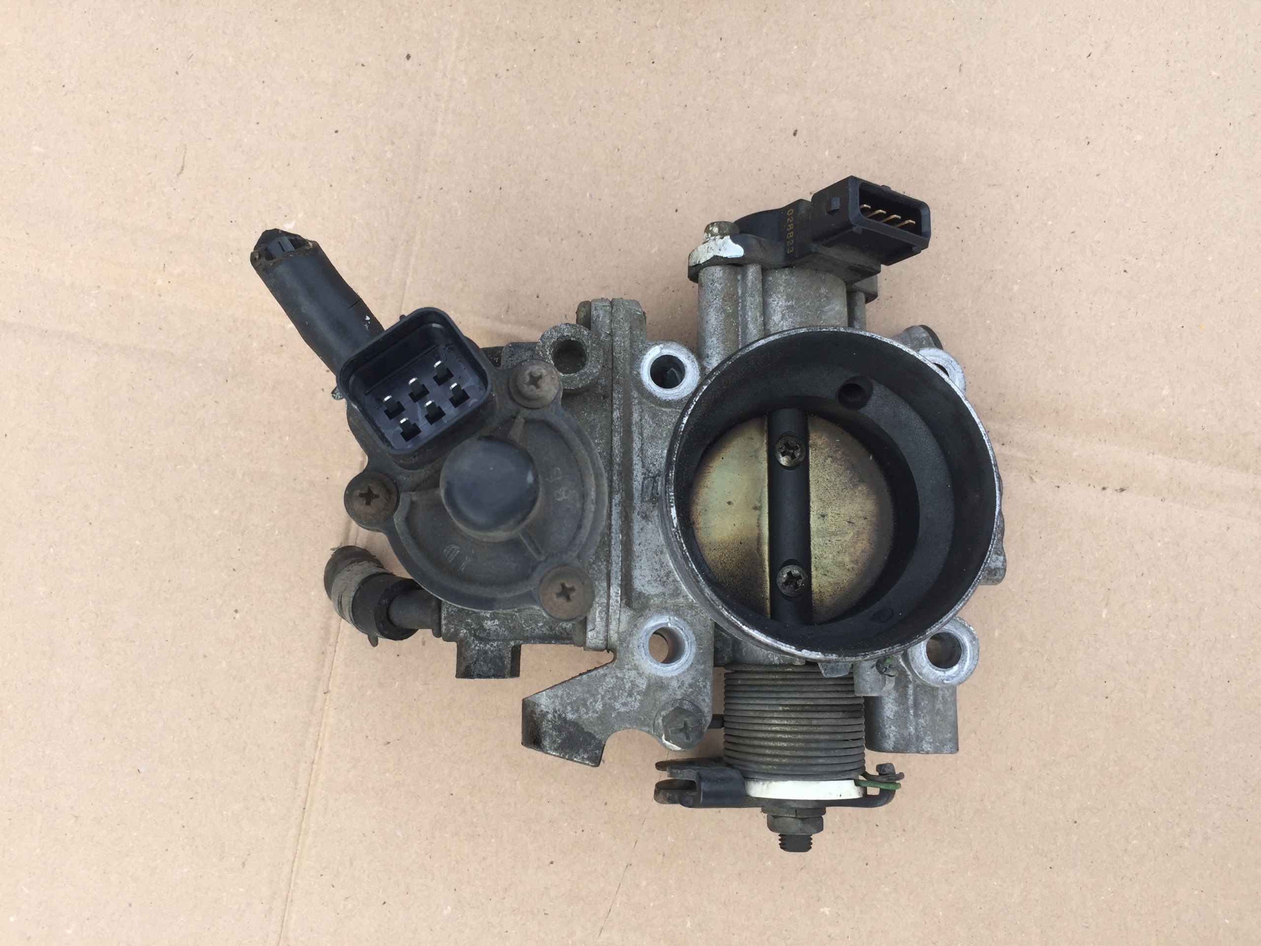 Corpo de Borboleta Volvo S40 V40 1.8 GDI 1995-1999 Mitsubishi Carisma Space Star image 2