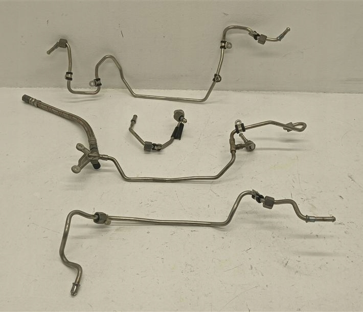 Kraftstoffeinspritzleitungen Mercedes X218 W218 W212 CLS 4.7 V8 278.922 image 2