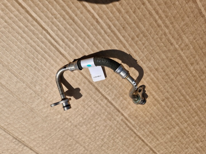 BMW X3M X4M flexible d'huile turbo 8054868