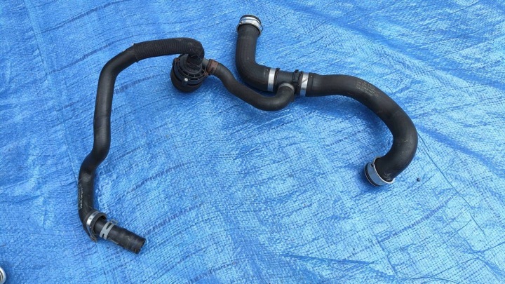 Coolant Hose Water Pump Circulation Mercedes CLS W219 3.5 V6 CGI 292HP
