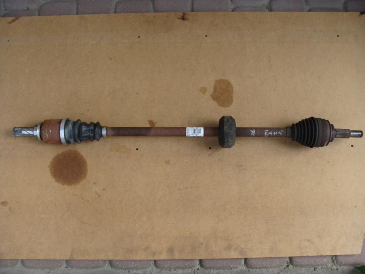 Semi-eixo direito longo 1.0SCE Dacia Sandero II 391009206R