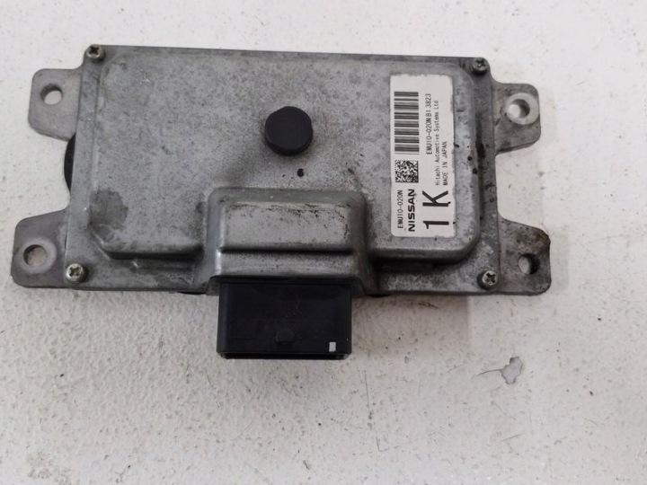 Nissan Juke 10- Gearbox Control Module EMU10020N