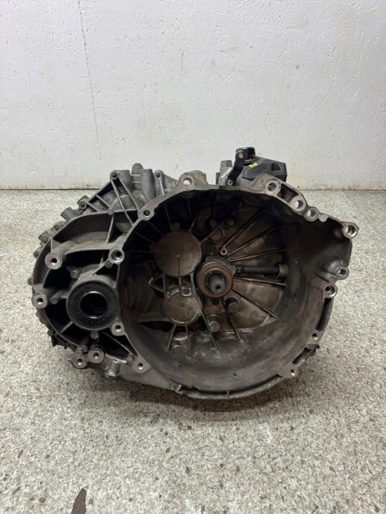 Versnellingsbak VOLVO V60 S60 II 2013-2018 EU1R7002TEC 1285242