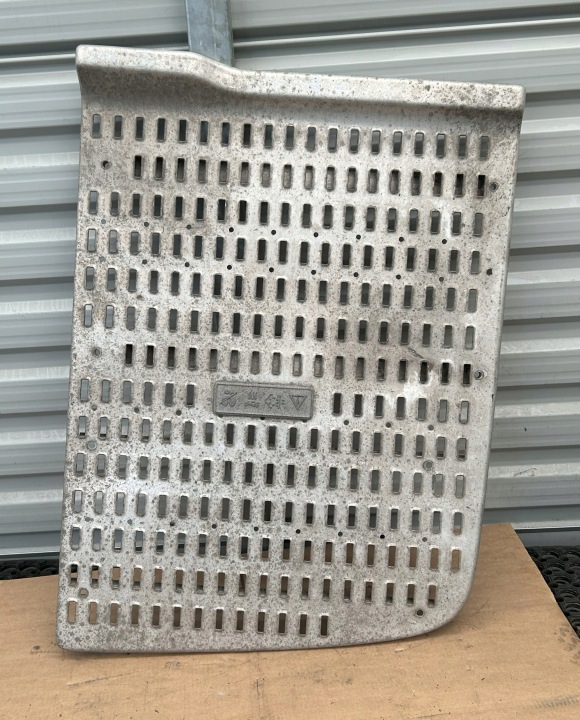 Oikea askelmapelti DAF XF 106 2104092