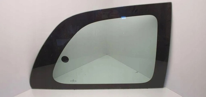 Oikea takaikkuna CHRYSLER VOYAGER / GRAND VOYAGER III (GS) 04675550