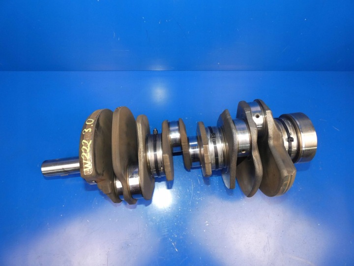 Diesel M642 kampiakseli Mercedes OE A6420302401