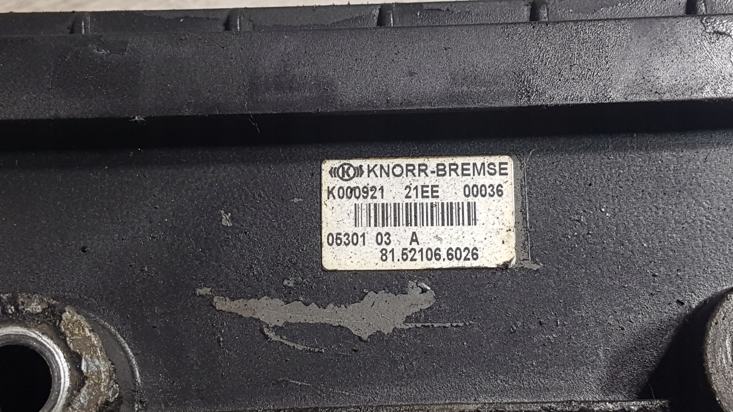 MAN TGA TGX TGS EBS Modulator Rear Brake Valve 81521066026 image 5