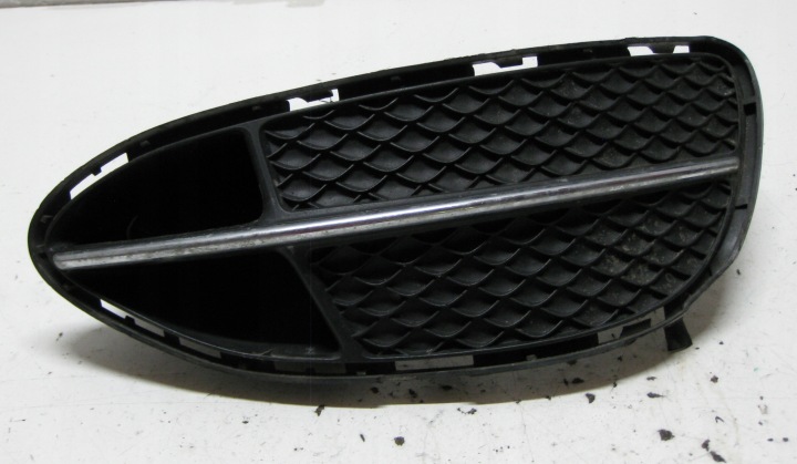 Mercedes-Benz OE A2128852022 etupuskurin säleikkö