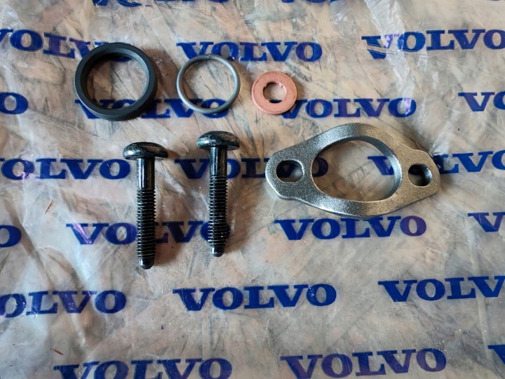 Volvo OE 30650390 ruiskutussuuttimen asennussarja