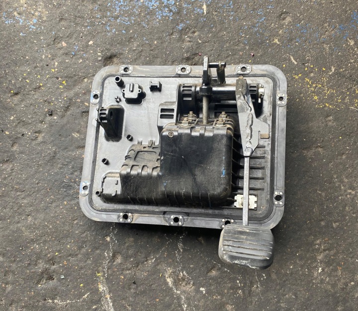 Pedal de freno FORD F-MAX 500 JC462450DB