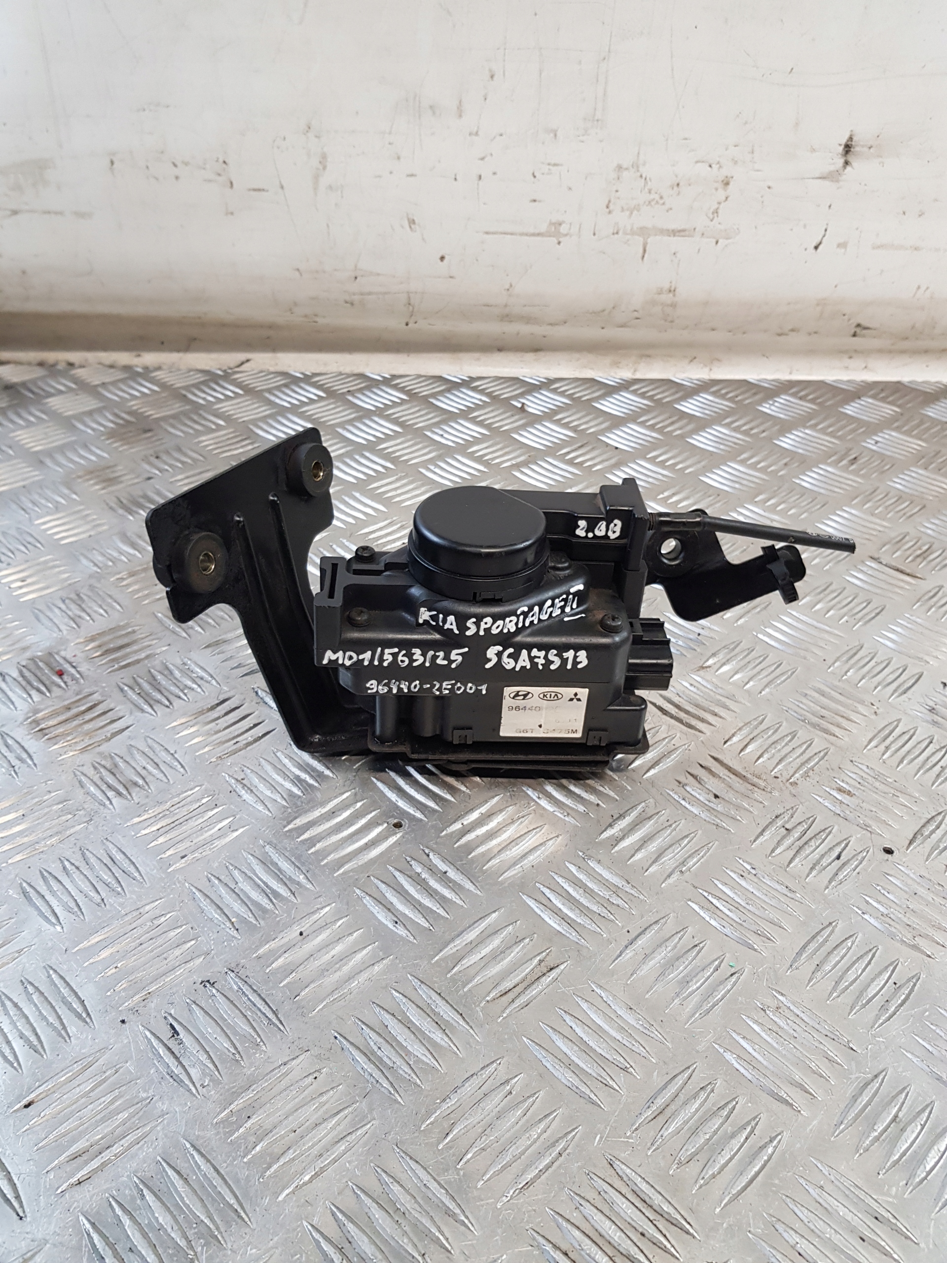 Gebruikte cruisecontrolmodule 96440-2E001 KIA SPORTAGE II 2.0 16V 07R- image 2