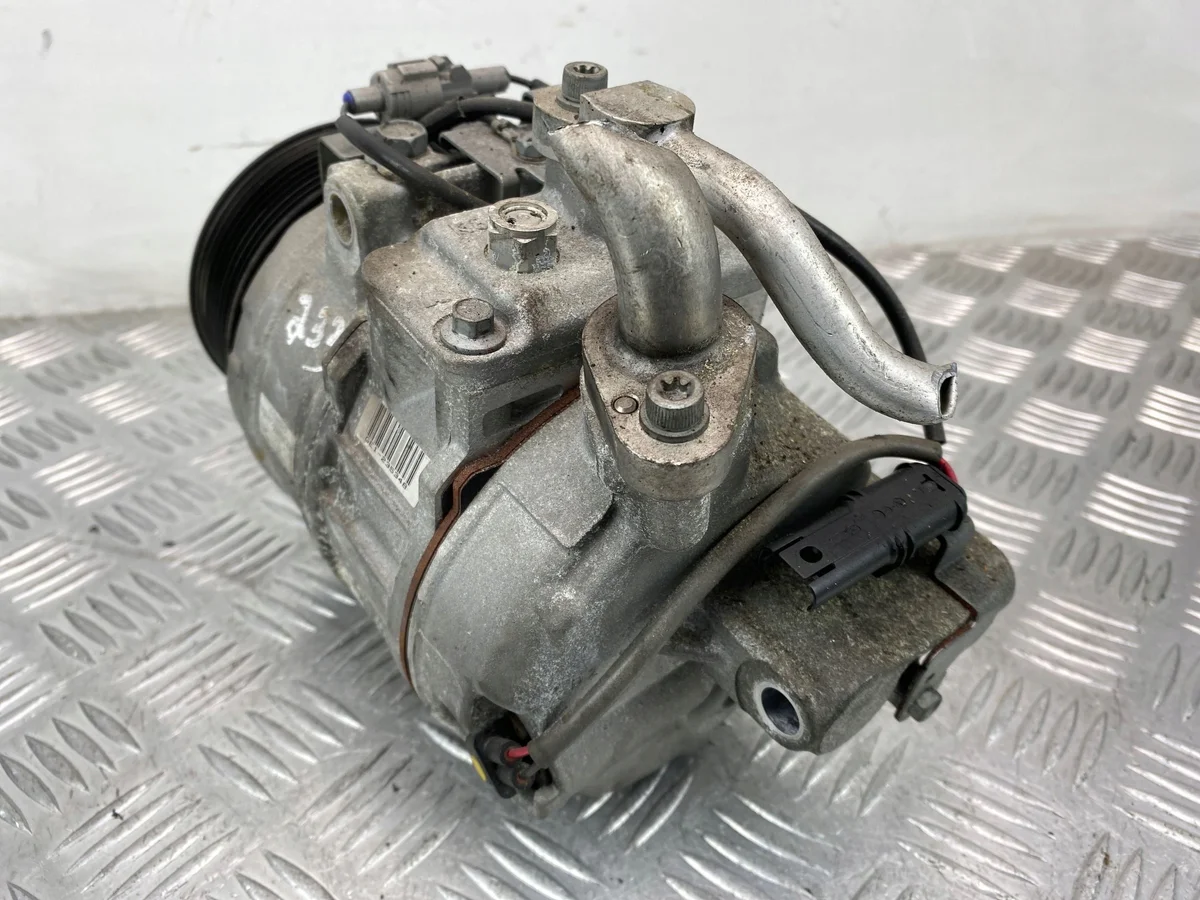BMW Klimakompressor 9217868 gebraucht image 3