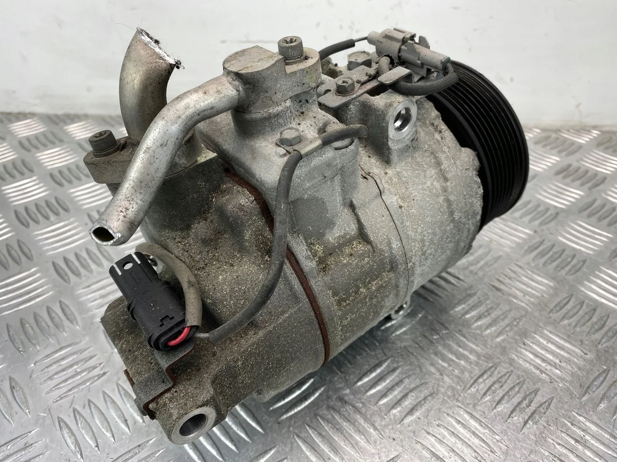 BMW Klimakompressor 9217868 gebraucht image 4