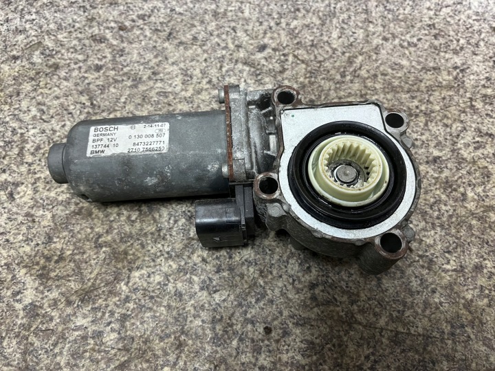Stellmotor Verteilergetriebe Antriebsverteiler BMW X5 E70 X6 E71 ORG