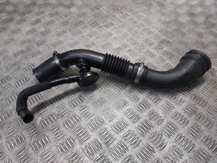 Ilmanottoletku Renault Scenic II 1.5 dCi 8200217453 8200218988D