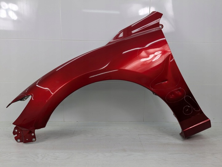 Para-lama Esquerda Dianteira Mazda 6 III GHP952211A 41V Soul Red Metallic