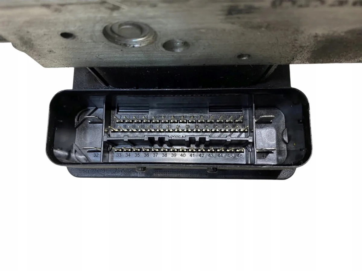 ABS ESP -pumppu Mercedes C-W203 image 3