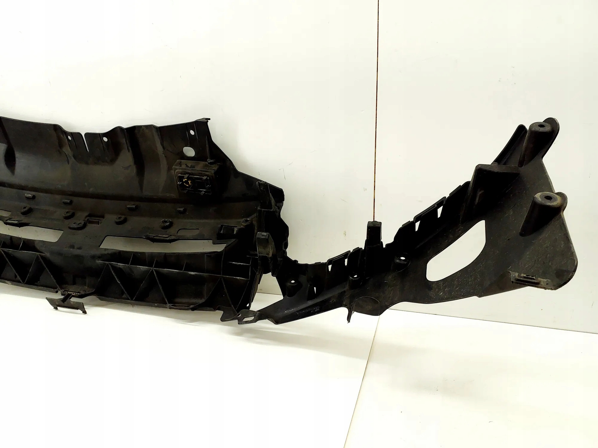 Reforço Superior Viga Para-choque Dianteiro Ford Focus MK3 III 10-14 R BM5117E778AH PPTD10 image 8