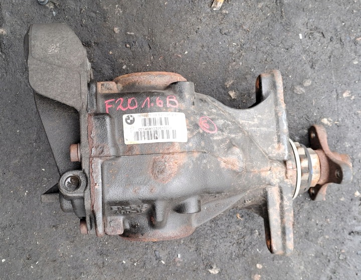BMW 1 F21 F20 1.6 Vaihteisto tasauspyörästö 7616971 2.81