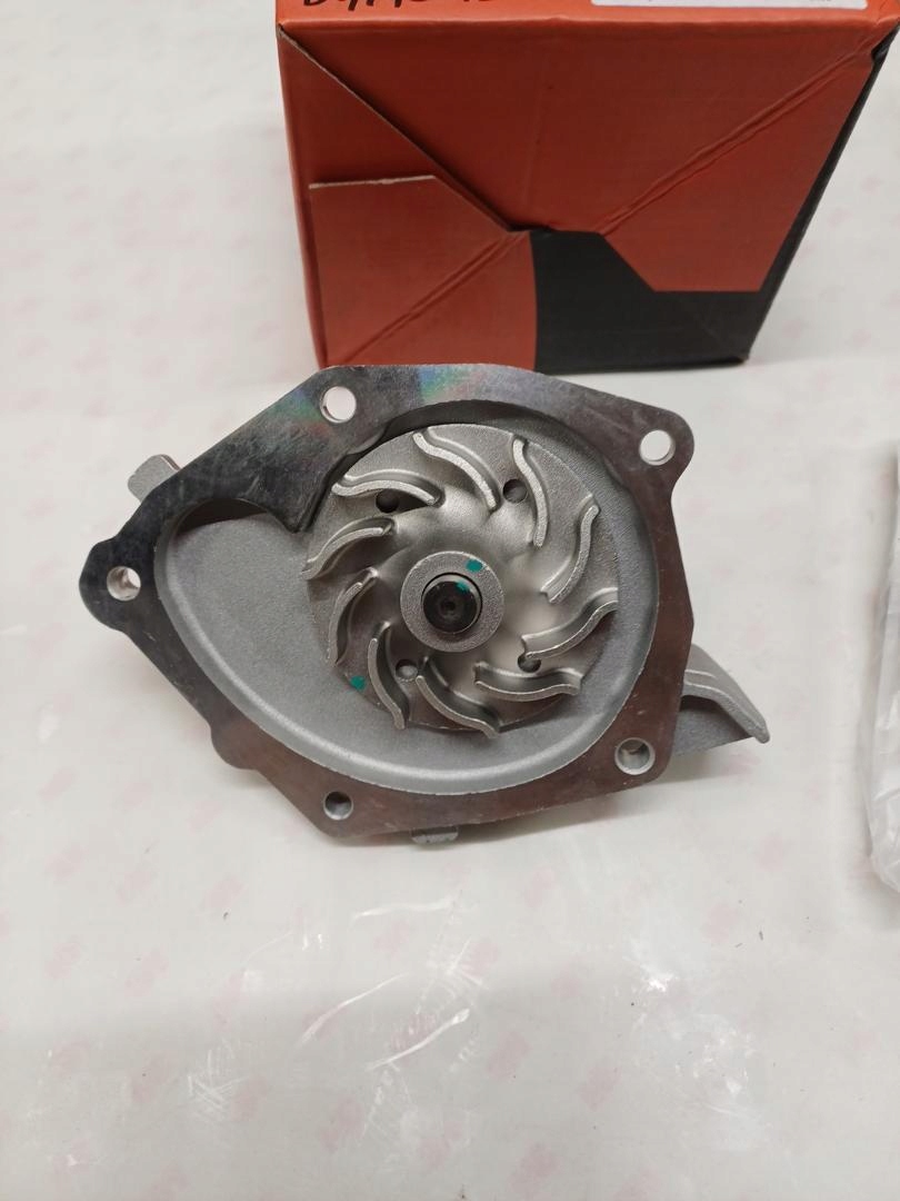 Water Pump Mitsubishi Nissan Opel Renault Volvo 1637173580