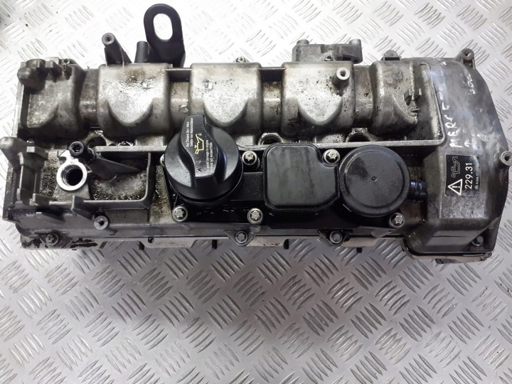 Mercedes W203 2.2 CDI sylinterikansi A6460100620