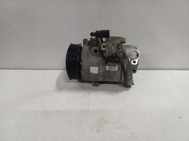 Compressor de ar condicionado Skoda VW 1.2 12V BZG 2007 6Q0820808C
