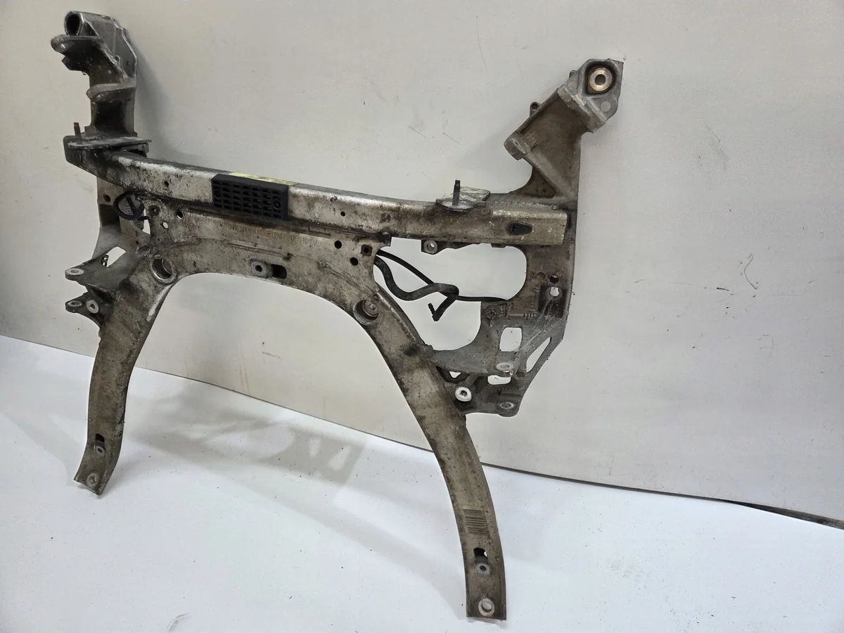 BMW 6759461 Suporte do Motor Usado image 3