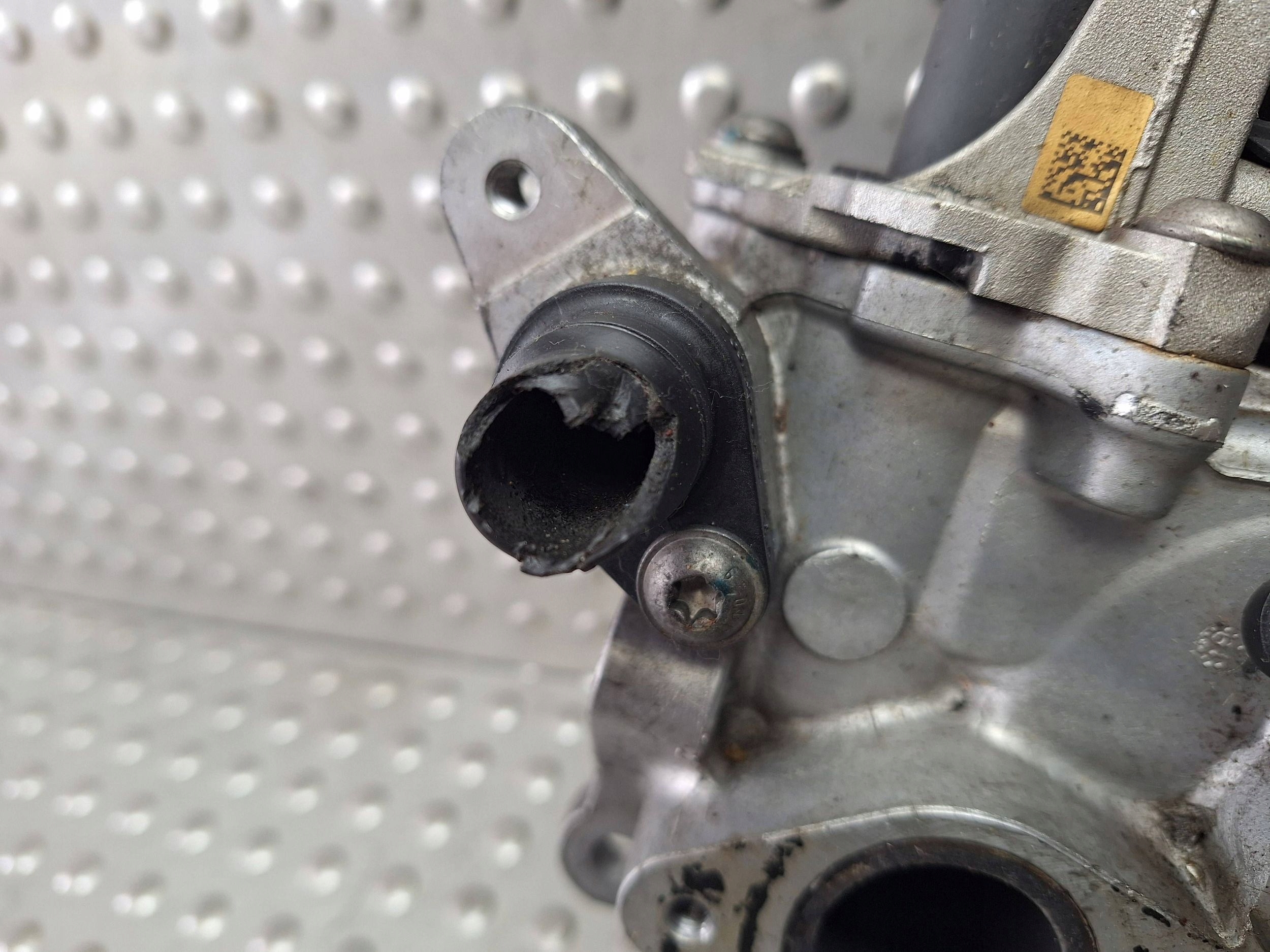 Refroidisseur EGR Alfa Romeo Stelvio 2.2 D 46346531 image 3