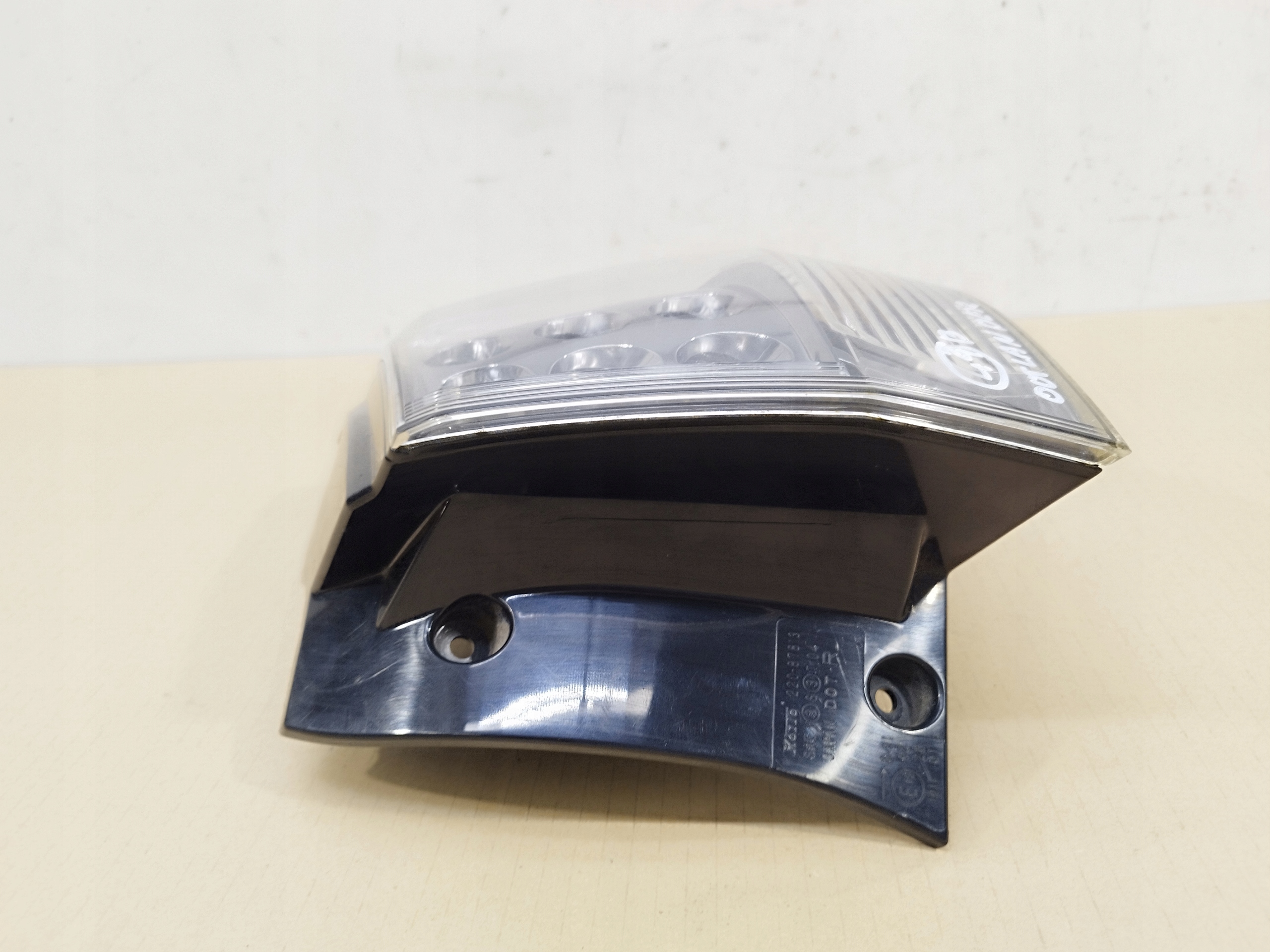 Lâmpada Traseira Direita no Para-lama Mitsubishi Outlander 2 II 2005-2009 image 6
