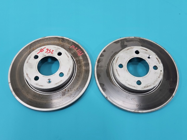 Disques de frein avant plaquettes VW Passat B3 1.8B