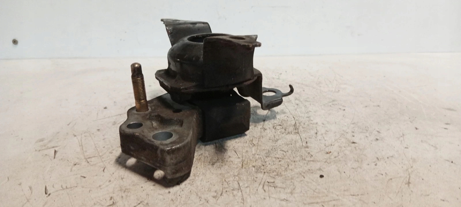 Engine Mount Bracket Toyota Yaris I 1.0