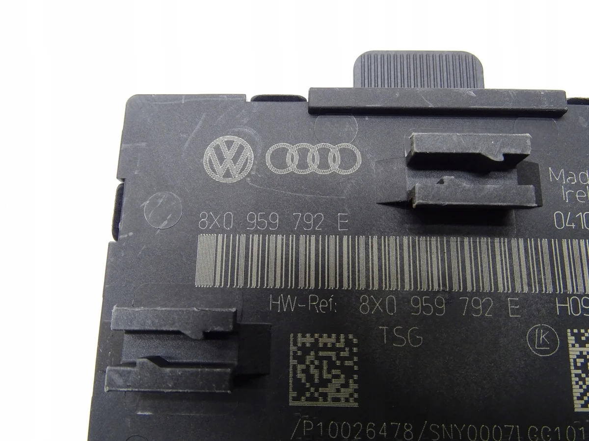 Module Deurcontroller 8X0959792E Audi Q3 image 3