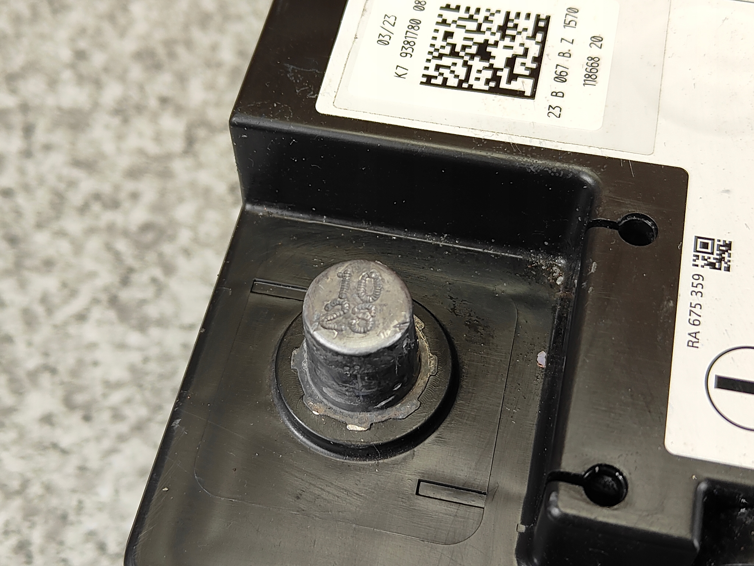 Akku AGM 12V 70Ah 720A BMW 9878490 OEM image 4