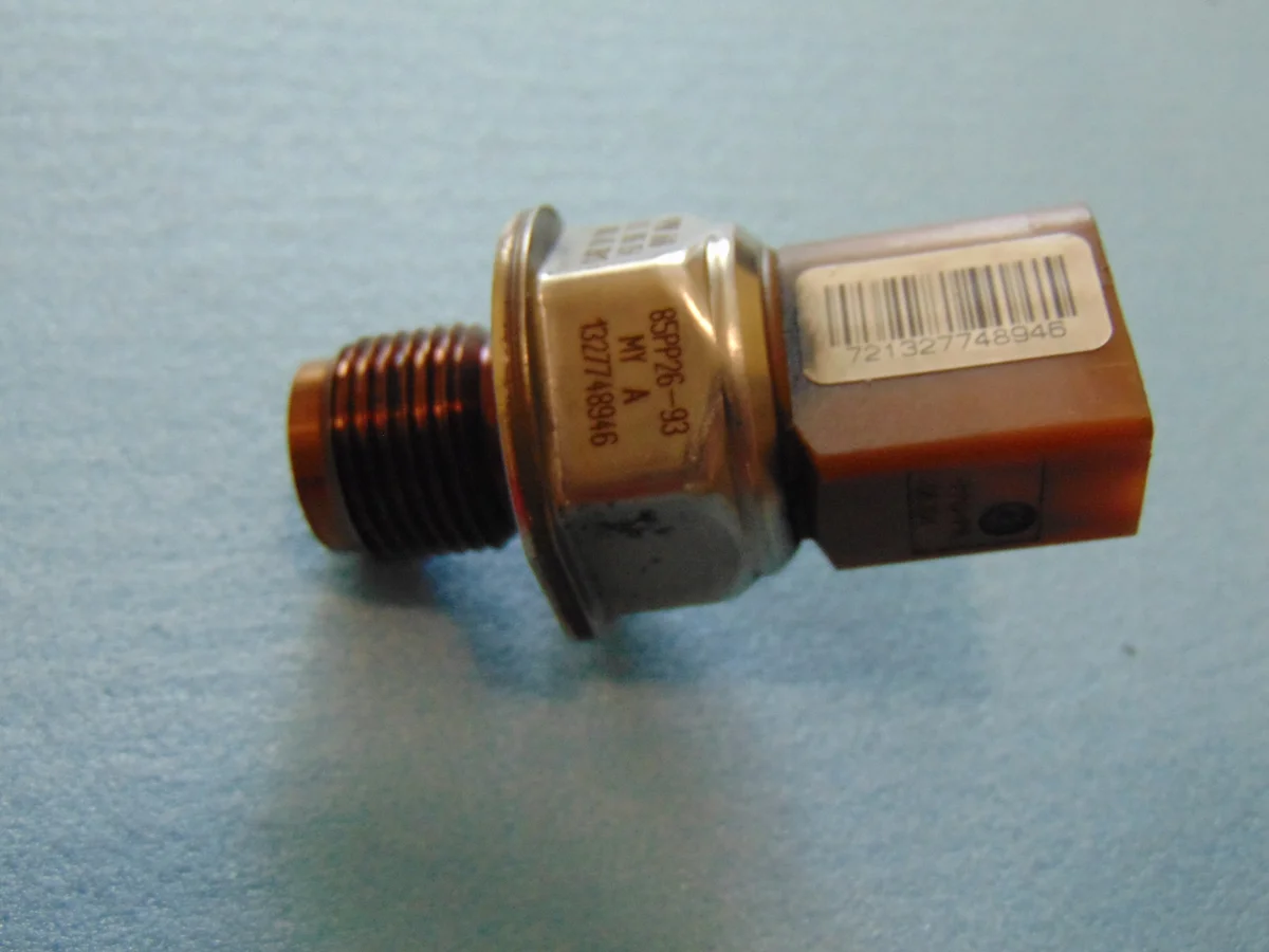 Capteur Pression Carburant VW 03L906054 image 4