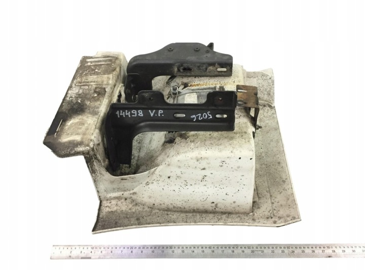 A9606661102 MERCEDES-BENZ Askelman levy, vasen