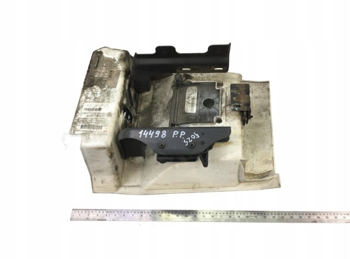 A9606661502 MERCEDES-BENZ Askelman levy, oikea