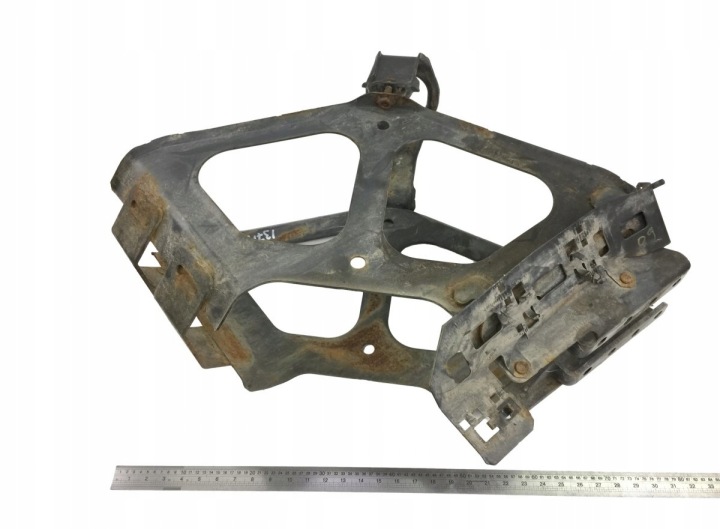 A9604700442 MERCEDES-BENZ AdBlue-tanksteun